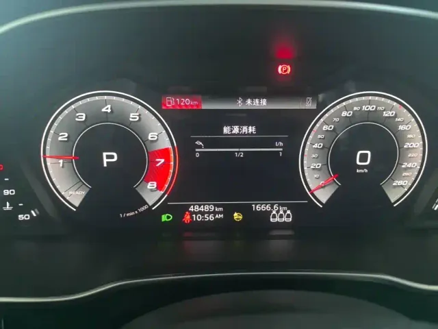 Audi Q3 — Фото автомобиля 11