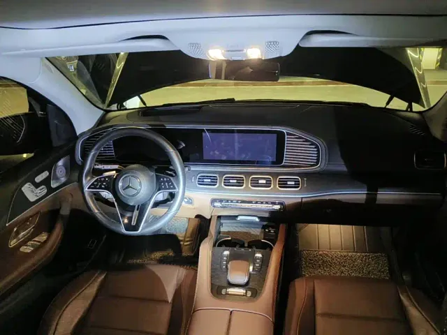 Mercedes-Benz GLE-Class — Фото автомобиля 12