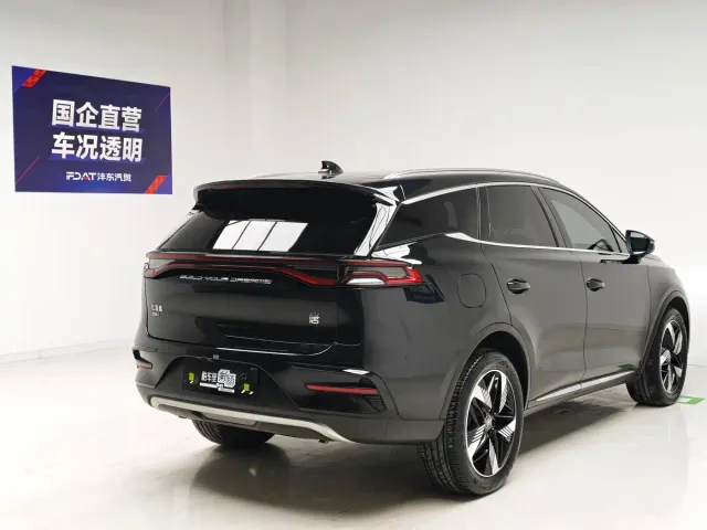 BYD Tang — Фото автомобиля 4