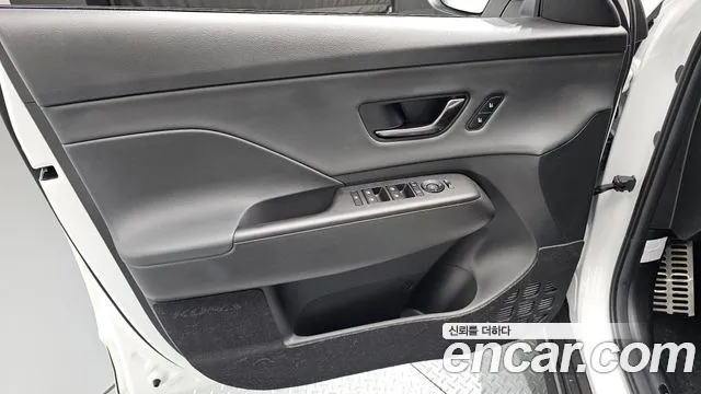 Hyundai Kona Kona (SX2) Бензин 1.6 Turbo 4WD — Фото автомобиля 16