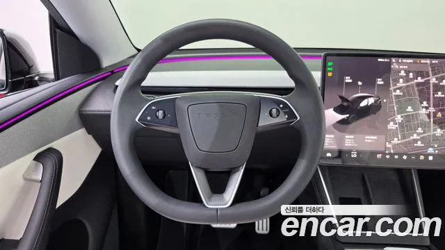 Tesla Model Y — Фото автомобиля 18