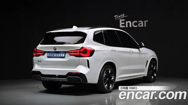 BMW iX3 G08 (2020–2024) — Фото автомобиля 2