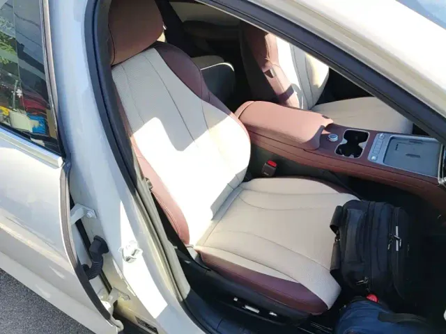 BYD Seal 07 DM-i — Фото автомобиля 24