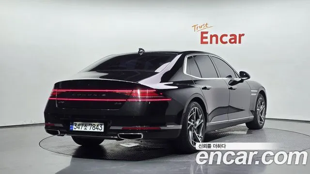 Genesis G90 Бензин 3.5 турбо AWD — Фото автомобиля 2