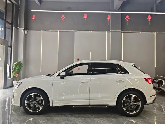 Audi Q3 — Фото автомобиля 8