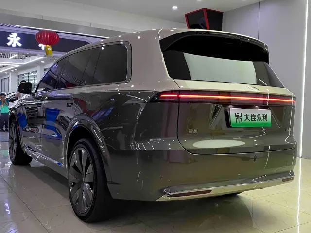 Li Auto Li Xiang L9 2026 Base Model — Фото автомобиля 6