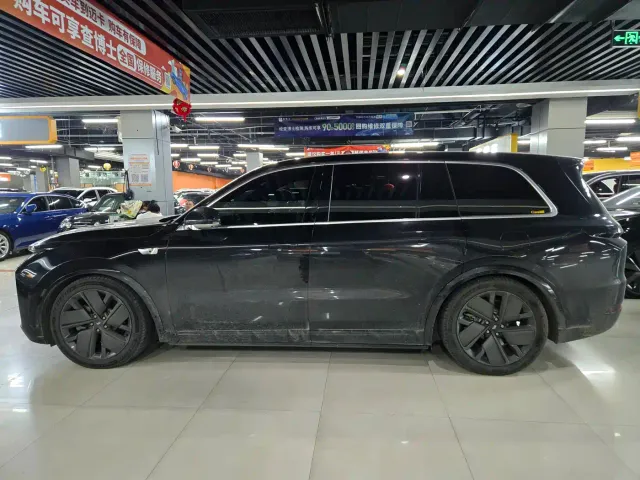 Li Auto L9 — Фото автомобиля 3