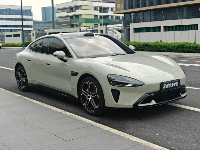 Xiaomi SU7 — Фото автомобиля 3