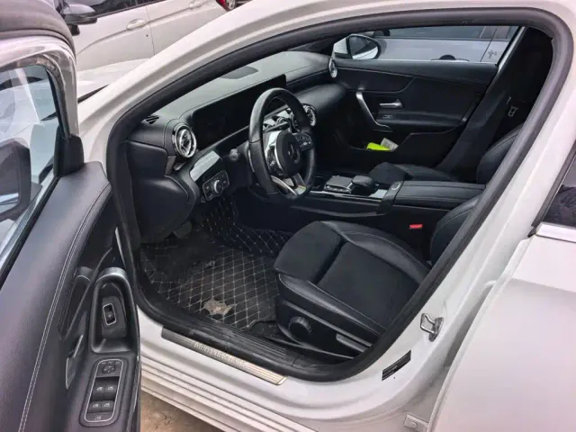 Mercedes-Benz A-Class — Фото автомобиля 8