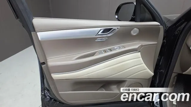 Genesis GV80 — Фото автомобиля 13
