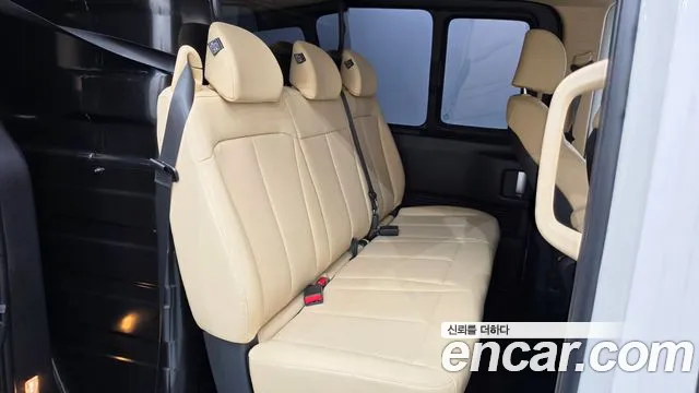 Hyundai Staria Staria — Фото автомобиля 9