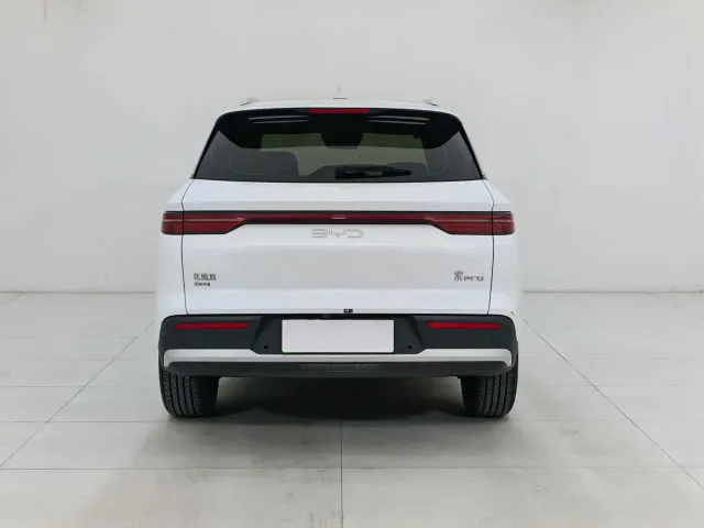 BYD Song Pro — Фото автомобиля 2