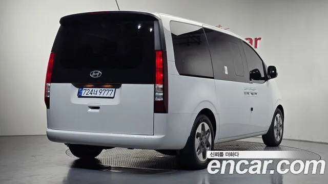 Hyundai Staria Staria Tourer 11 мест — Фото автомобиля 2