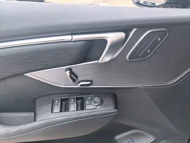Buick LaCrosse — Фото автомобиля 8