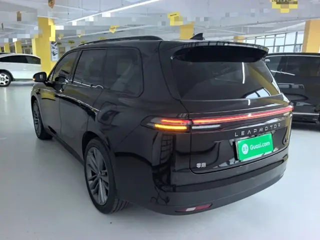 Leapmotor Leapmotor C16 2024 Extended Range 200 Premium Edition — Фото автомобиля 4