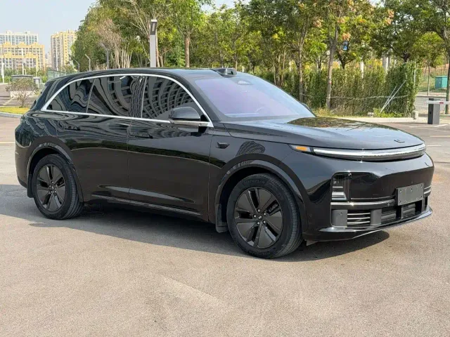Li Auto L7 — Фото автомобиля 3