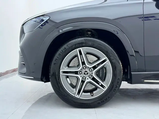 Mercedes-Benz GLE-Class — Фото автомобиля 14