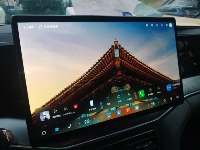 BYD Song L DM-i — Фото автомобиля 20
