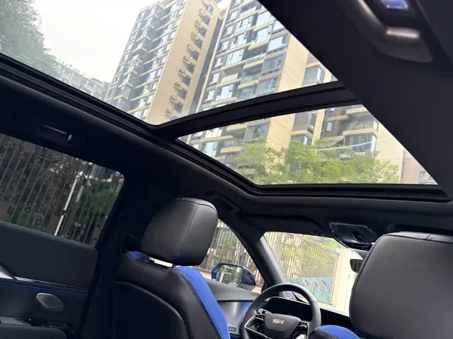 Cadillac GT4 — Фото автомобиля 16