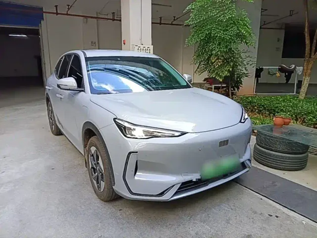 Geely Galaxy E5 — Фото автомобиля 3