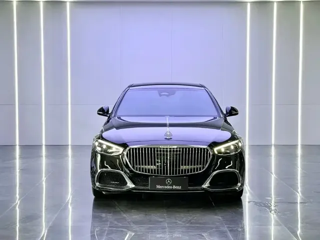 Mercedes-Benz S-Class — Фото автомобиля 2