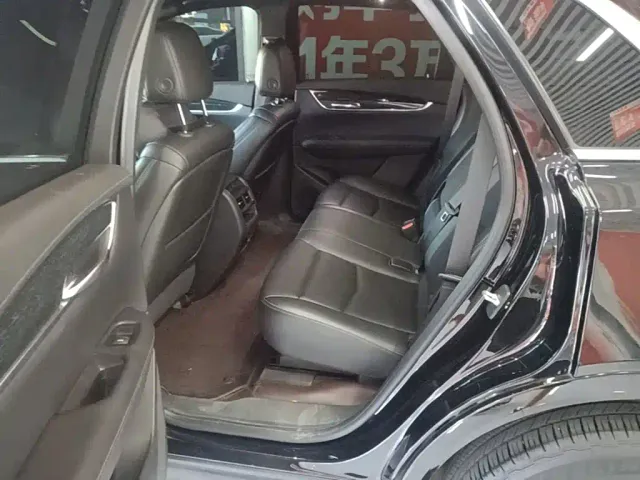 Cadillac XT5 — Фото автомобиля 16