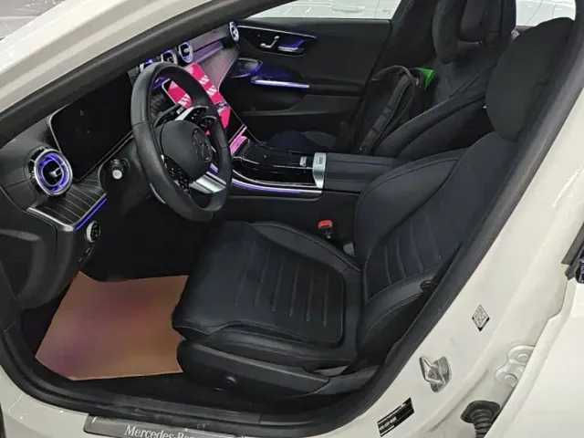 Mercedes-Benz C-Class — Фото автомобиля 10