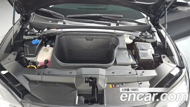 Hyundai Ioniq 6 — Фото автомобиля 6