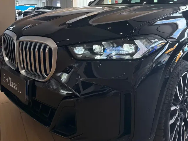 BMW X5 — Фото автомобиля 3