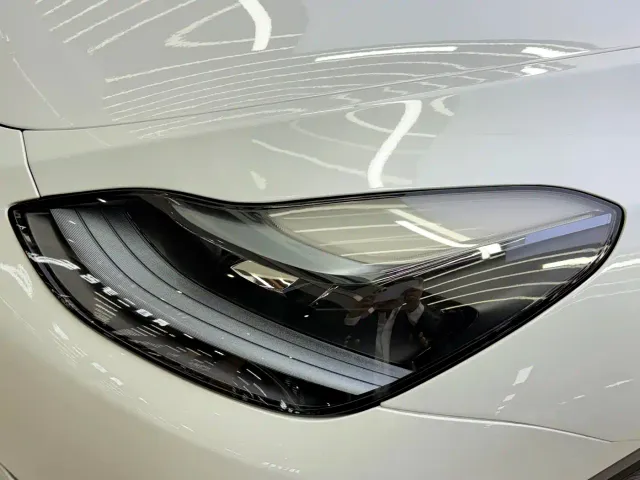 Tesla Model Y — Фото автомобиля 22
