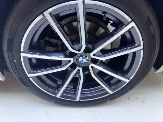 BMW 3 Series — Фото автомобиля 23