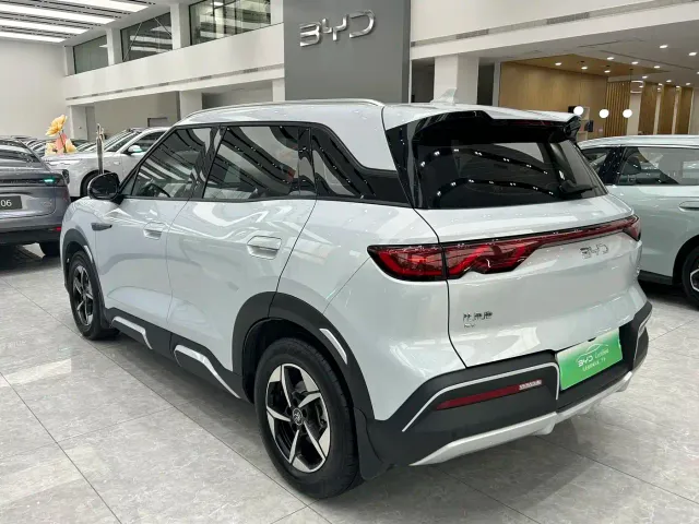 BYD Yuan UP — Фото автомобиля 8