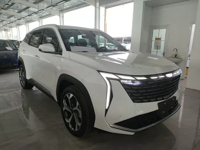 Geely Boyue L — Фото автомобиля 3