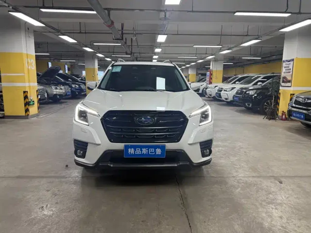 Subaru Forester — Фото автомобиля 2