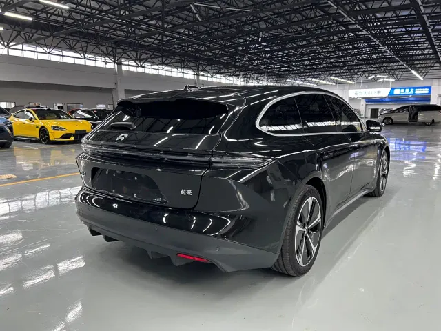 Nio ET5 Touring — Фото автомобиля 11