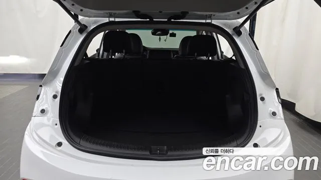 Chevrolet Bolt EV — Фото автомобиля 20