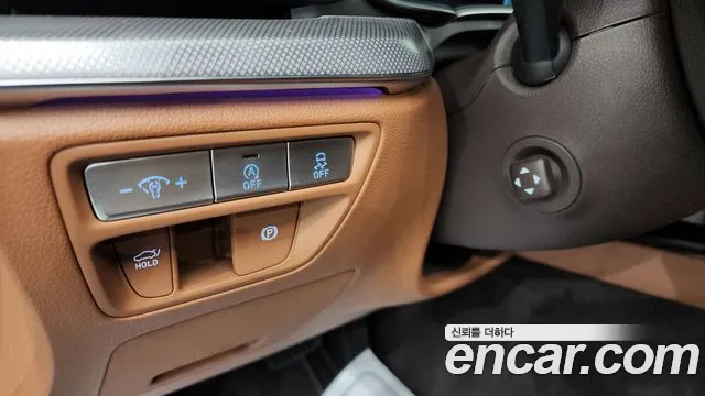 Genesis G80 Бензин 2.5 турбо AWD — Фото автомобиля 27