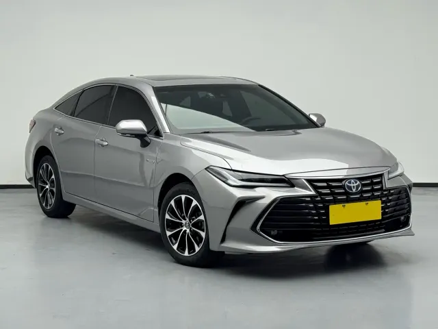 Toyota Avalon — Фото автомобиля 3