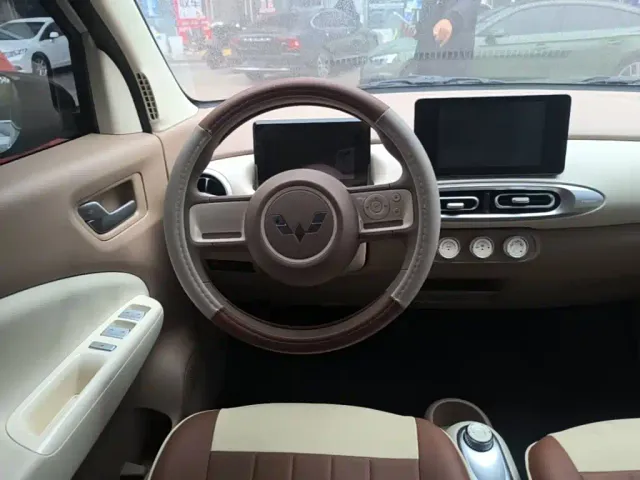 Wuling Hongguang Mini EV — Фото автомобиля 10