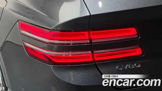 Genesis GV80 — Фото автомобиля 8
