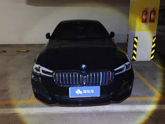 BMW 5 Series — Фото автомобиля 2