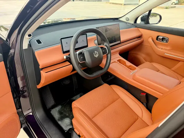 Leapmotor C16 — Фото автомобиля 12