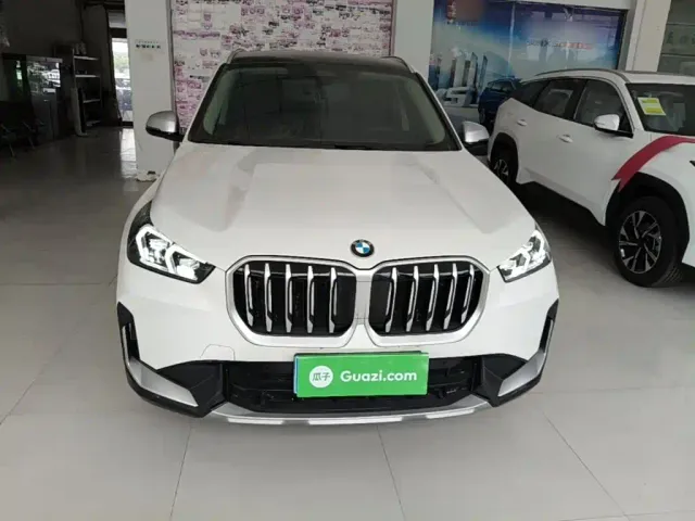BMW X1 — Фото автомобиля 2