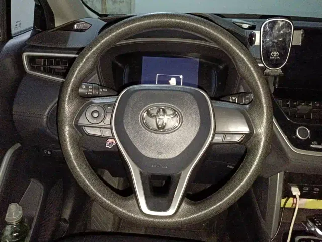 Toyota Frontlander — Фото автомобиля 15