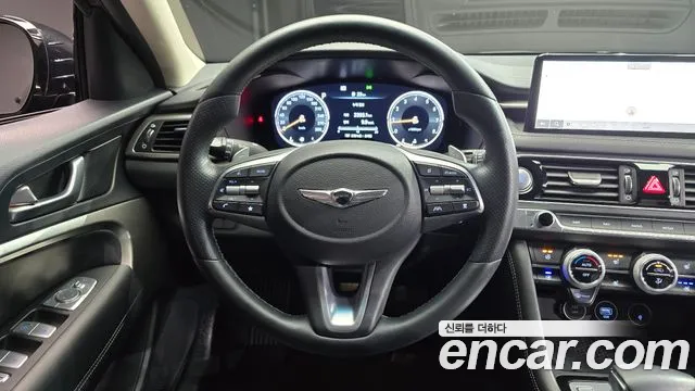 Genesis G70 — Фото автомобиля 13