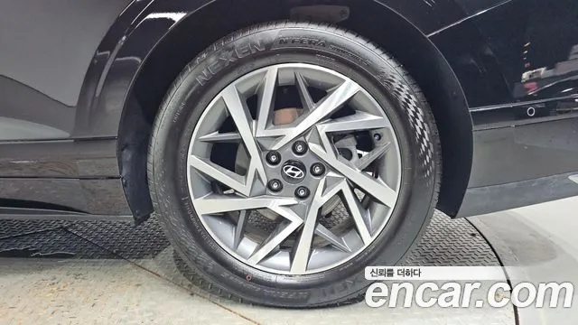 Hyundai Grandeur GN7 — Фото автомобиля 6