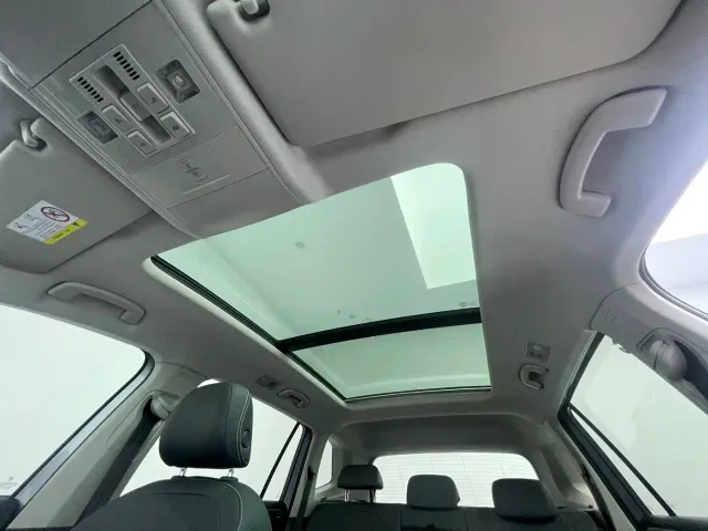 Volkswagen Tiguan L — Фото автомобиля 20