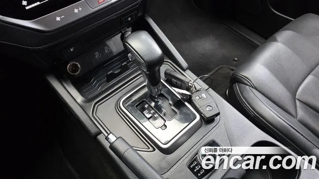 KG_Mobility_Ssangyong Rexton Новый Rexton Sport Khan Дизель 2.2 4WD — Фото автомобиля 9