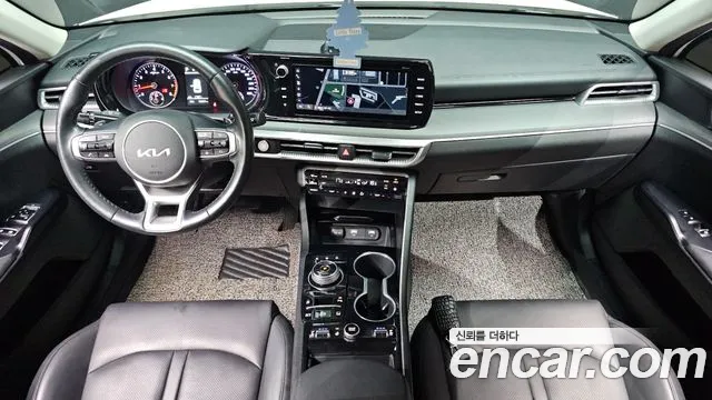 Kia K5 Generation 3 — Фото автомобиля 10