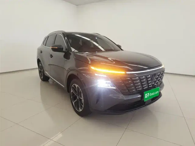 Changan CS75 Plus — Фото автомобиля 3